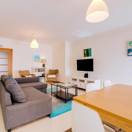 Al- Apartamentos Novos Vista Mar 쿼테이라 외부 사진