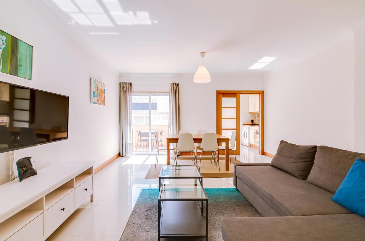 Al- Apartamentos Novos Vista Mar 쿼테이라 외부 사진
