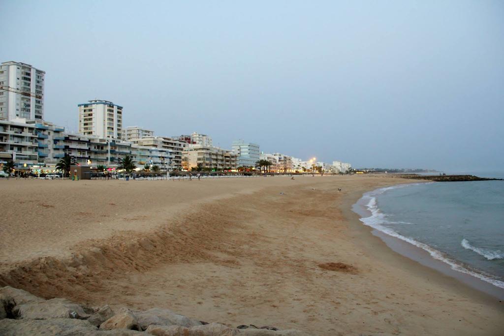Al- Apartamentos Novos Vista Mar 쿼테이라 외부 사진